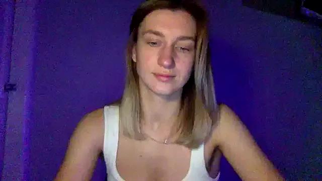 MollyHartX from StripChat