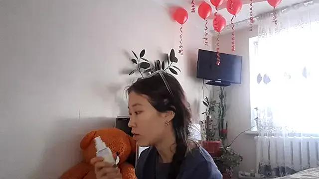 MollyTiger from StripChat is Freechat