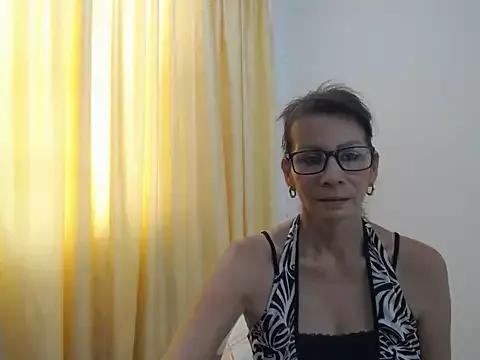 mommysexy16 from StripChat