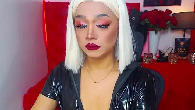 monica_hunter from StripChat is Freechat