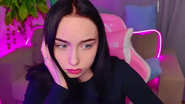 MonikaCarter from StripChat is Freechat