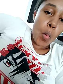 MoniqueMulberry from StripChat is Freechat