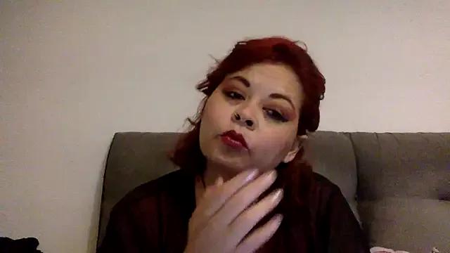 moonbby from StripChat