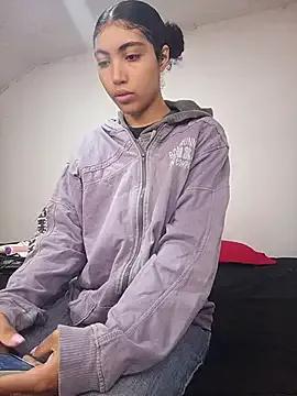 Morenblue from StripChat is Freechat