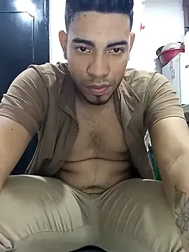 Moreno_latino_sex