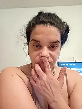 MoritaSalvaj from StripChat is Freechat