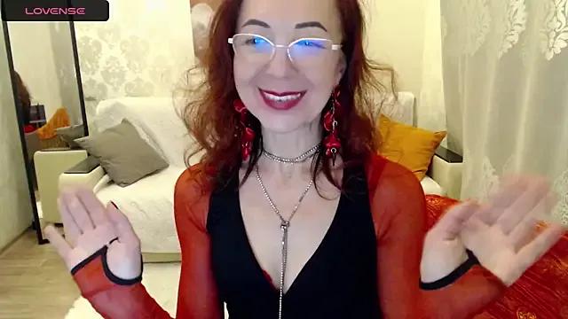 MrnMs_Smith from StripChat