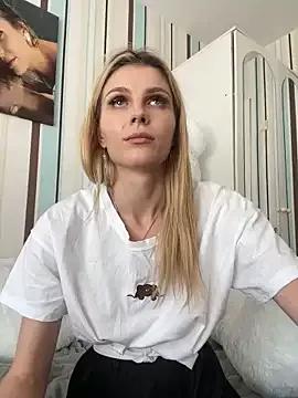 My_Hotgirl from StripChat is Freechat