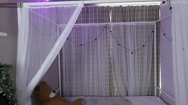 Mystic_blue from StripChat is Freechat