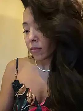 NagaYa_Xx from StripChat
