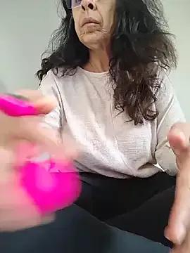 NakedMILFx from StripChat is Freechat