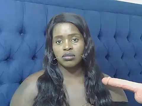 nakedqween