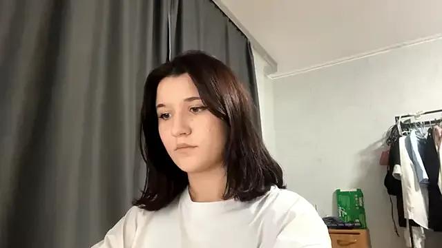 Nana_Neko from StripChat is Freechat