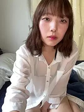 nanii-nyan from StripChat