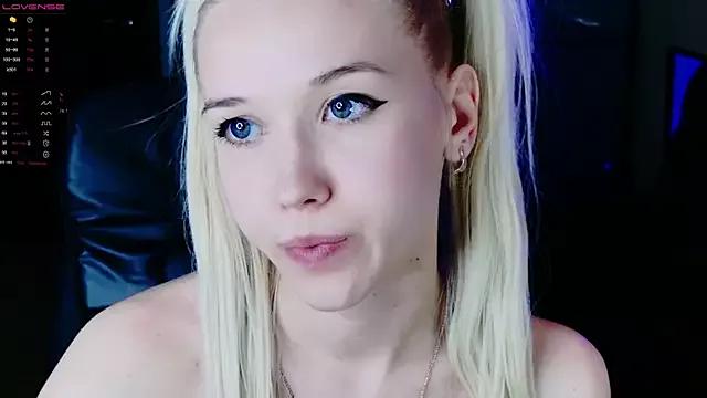 Checkout girls naked models with similar nickname. Cute sexy Free Models.