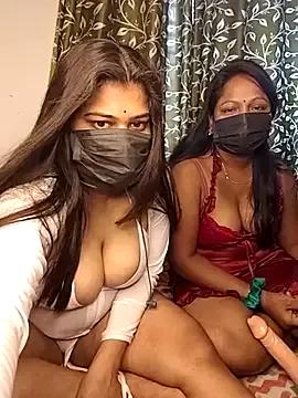 Nasty-bhabhi from StripChat is Freechat