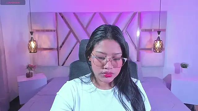 natachacole from StripChat is Freechat