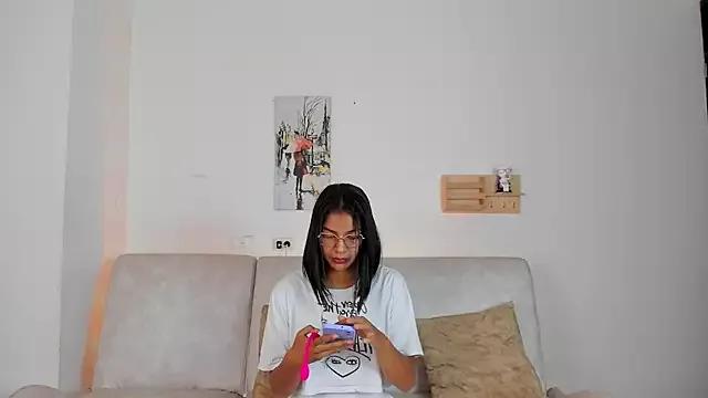 Natalia_Rendon from StripChat