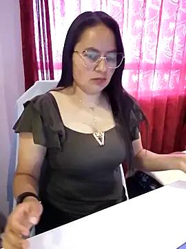 Natasha_leon_ from StripChat is Freechat