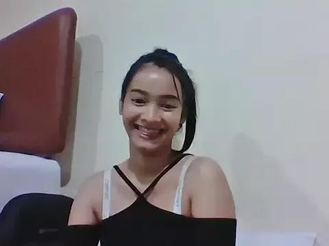 Natural_Asian_Girl from StripChat is Freechat