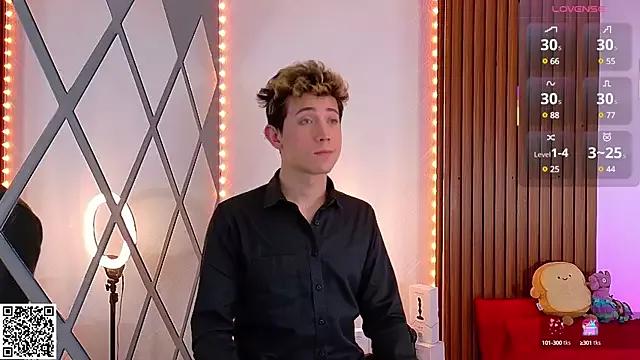Naughty__Chriss from StripChat is Freechat