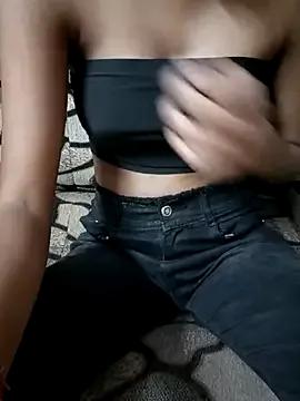Naughty_Alinaa from StripChat is Freechat
