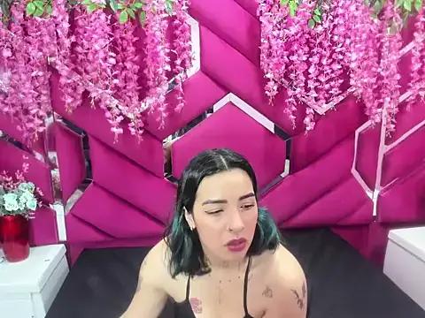 Navy_Blue_ from StripChat is Freechat