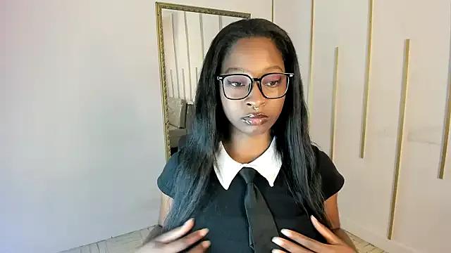 Nayariskaya from StripChat is Freechat