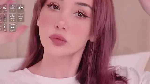 Nesolla from StripChat is Freechat