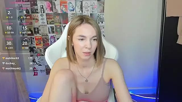 NessaDiazz from StripChat
