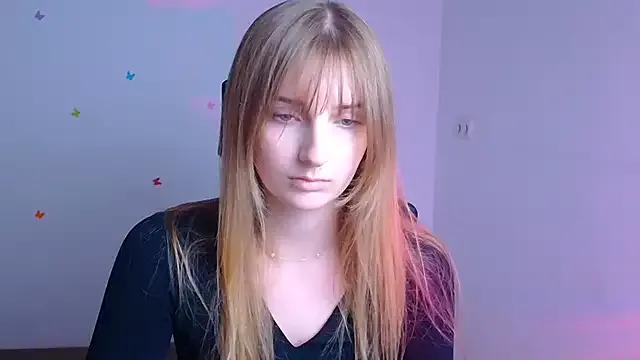 NeyliDream from StripChat is Freechat