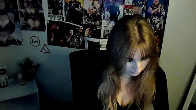 NeyliDream from StripChat is Freechat