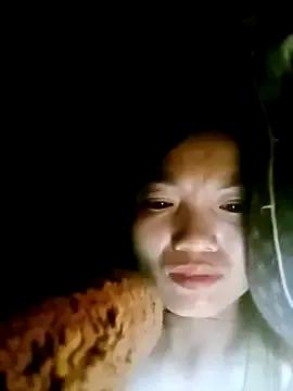 ngan-cute from StripChat is Freechat