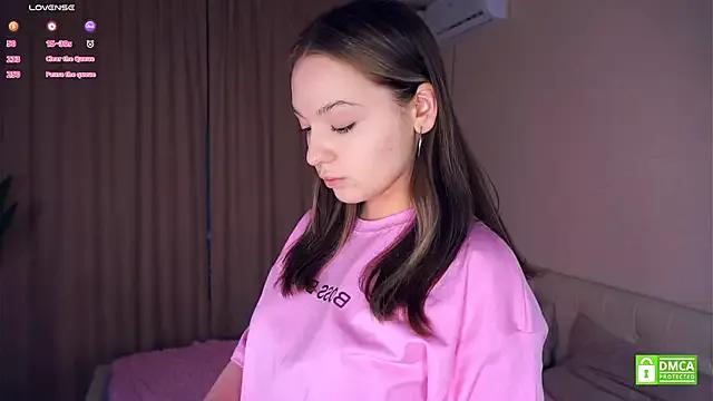 NguyetHankey from StripChat is Freechat