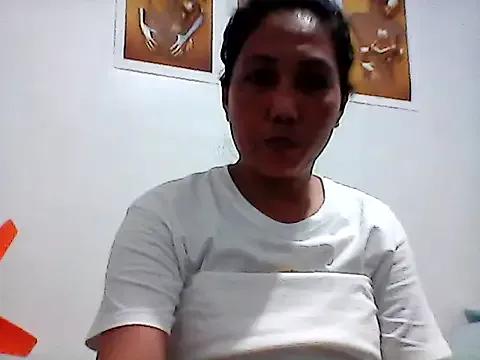 nhayasquirt from StripChat is Freechat