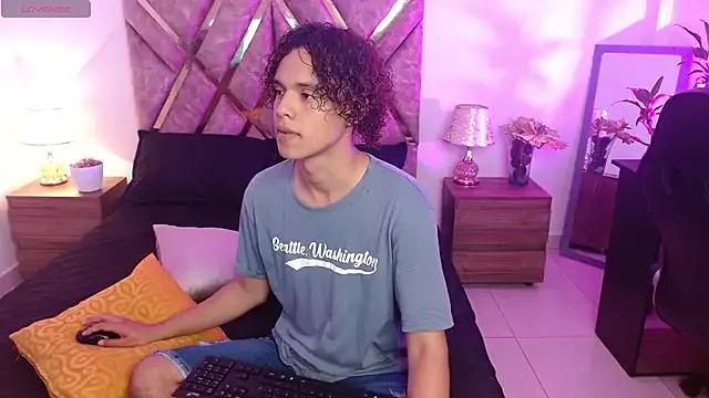 nickolas_moon from StripChat is Freechat