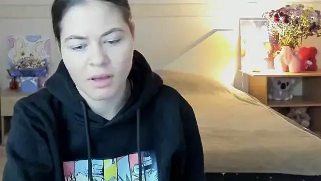 NicoleCollys from StripChat is Freechat