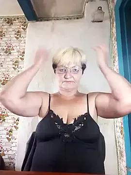NikaGold43 from StripChat is Freechat