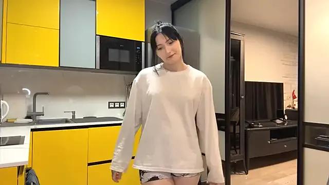 Nikaminion from StripChat is Freechat