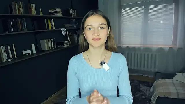 NikiCardle from StripChat is Freechat