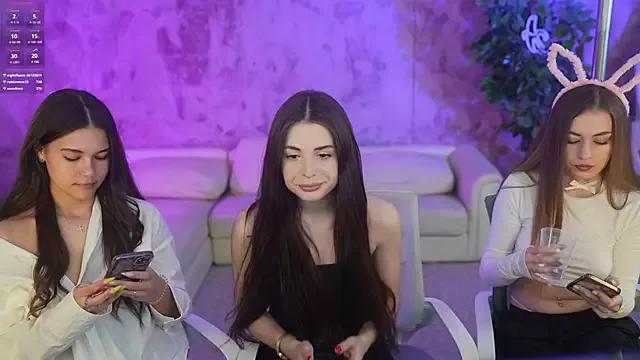 Checkout girls naked models with similar nickname. Cute sexy Free Models.