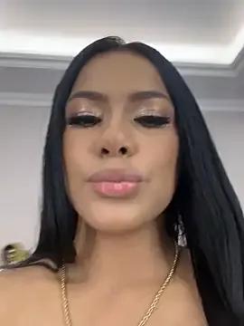 NikolJhones from StripChat is Freechat