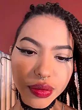 Nina_Kinky from StripChat is Freechat