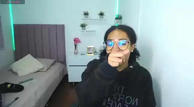 Nina_lovee_ from StripChat
