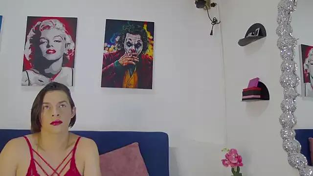 Nina_Rossetti from StripChat