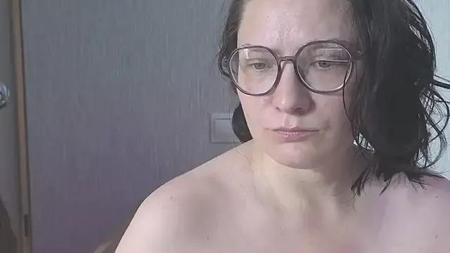 NinaBigCherry from StripChat is Freechat