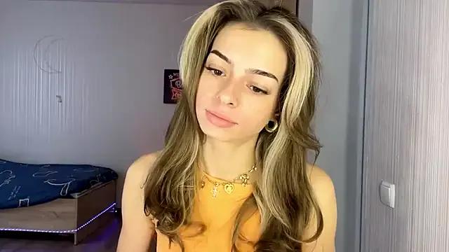 NKaaCroos from StripChat