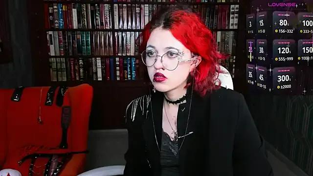 NoelleGothicShadow from StripChat is Freechat
