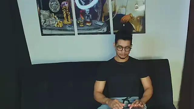 Nolan_joness from StripChat is Freechat