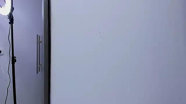 Nolan_joness from StripChat is Freechat